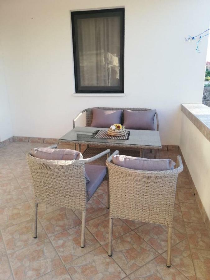 Sandra Vir Dış mekan fotoğraf