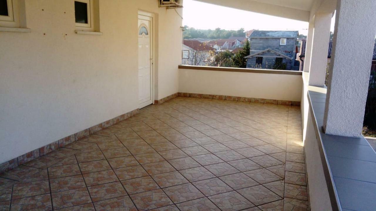 Sandra Vir Dış mekan fotoğraf